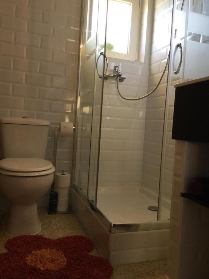 Apartman เดเนีย ภายนอก รูปภาพ