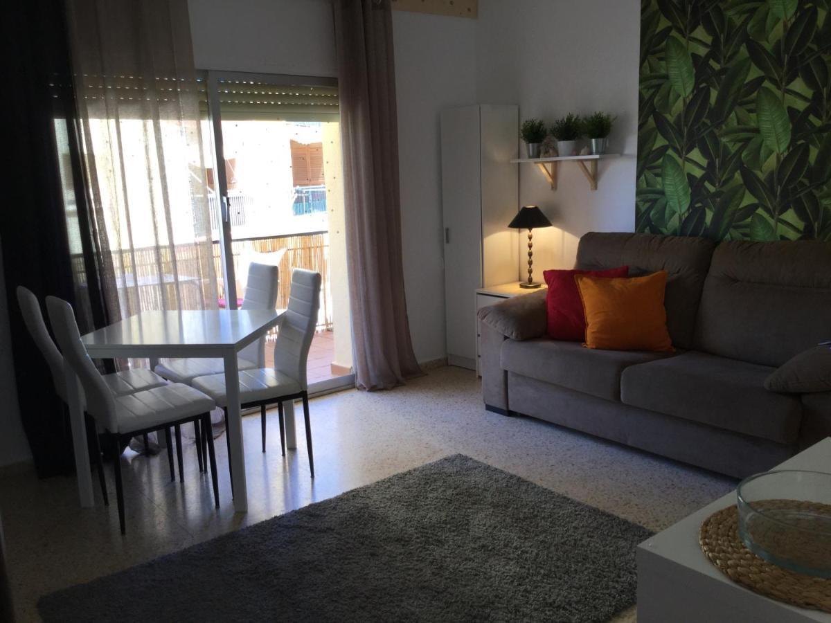 Apartman เดเนีย ภายนอก รูปภาพ