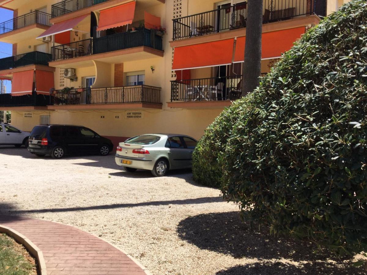 Apartman เดเนีย ภายนอก รูปภาพ